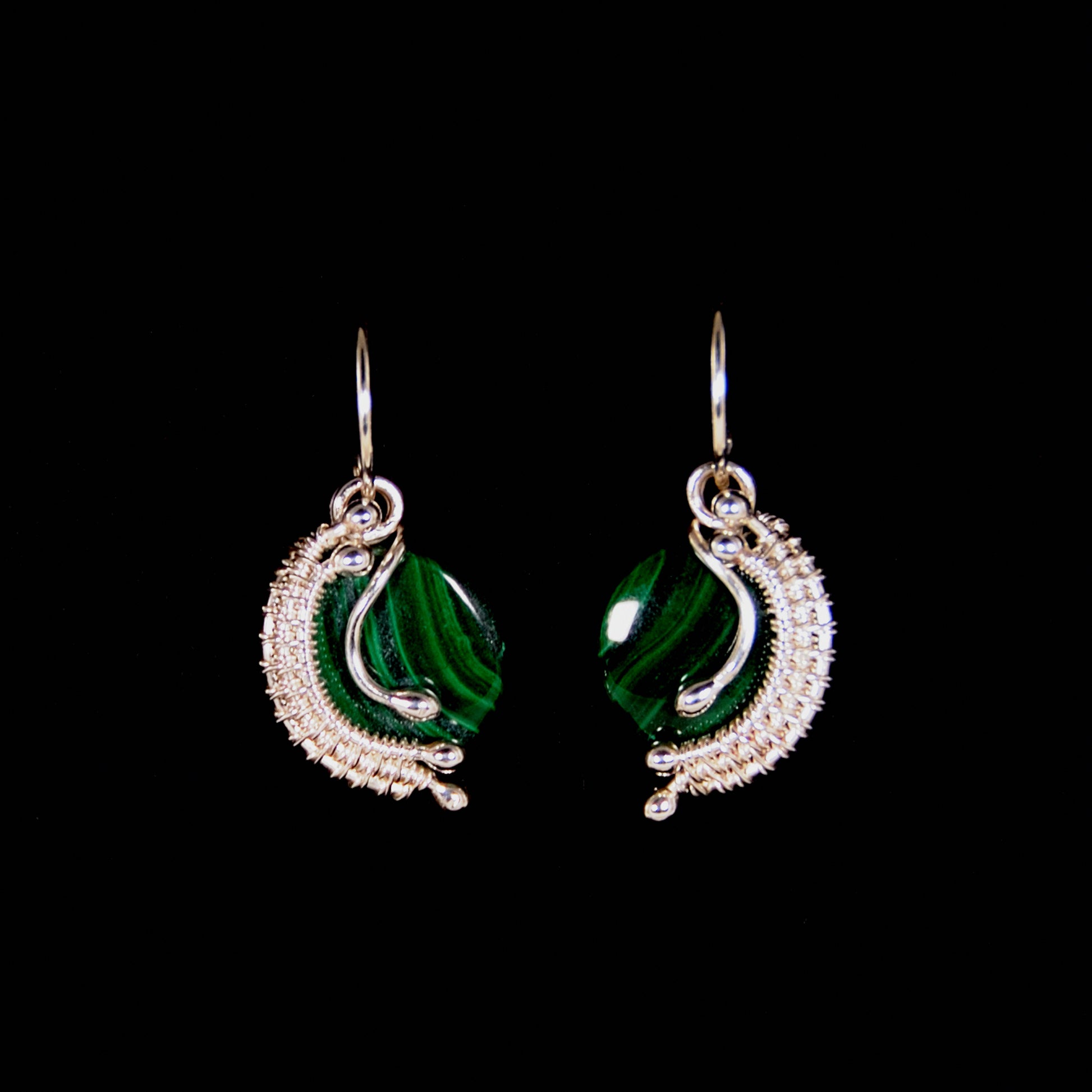 ESS21A4 - 
GREEN HEIRS - EARRINGS