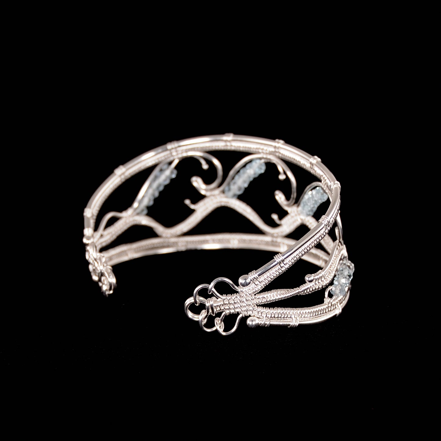 BSM24B0 - 
BLUE WAVES - BRACELET