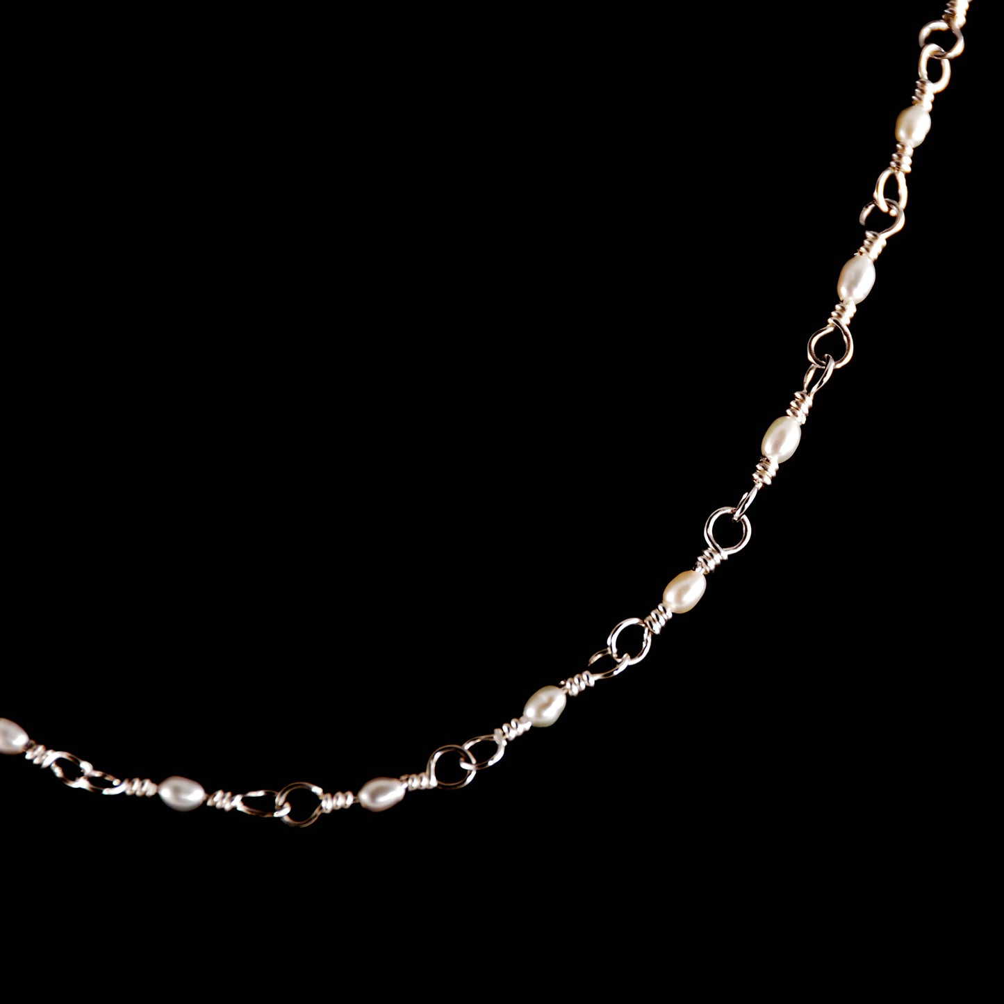 NSM20A1 - DELICATE PEARL - NECKLACE