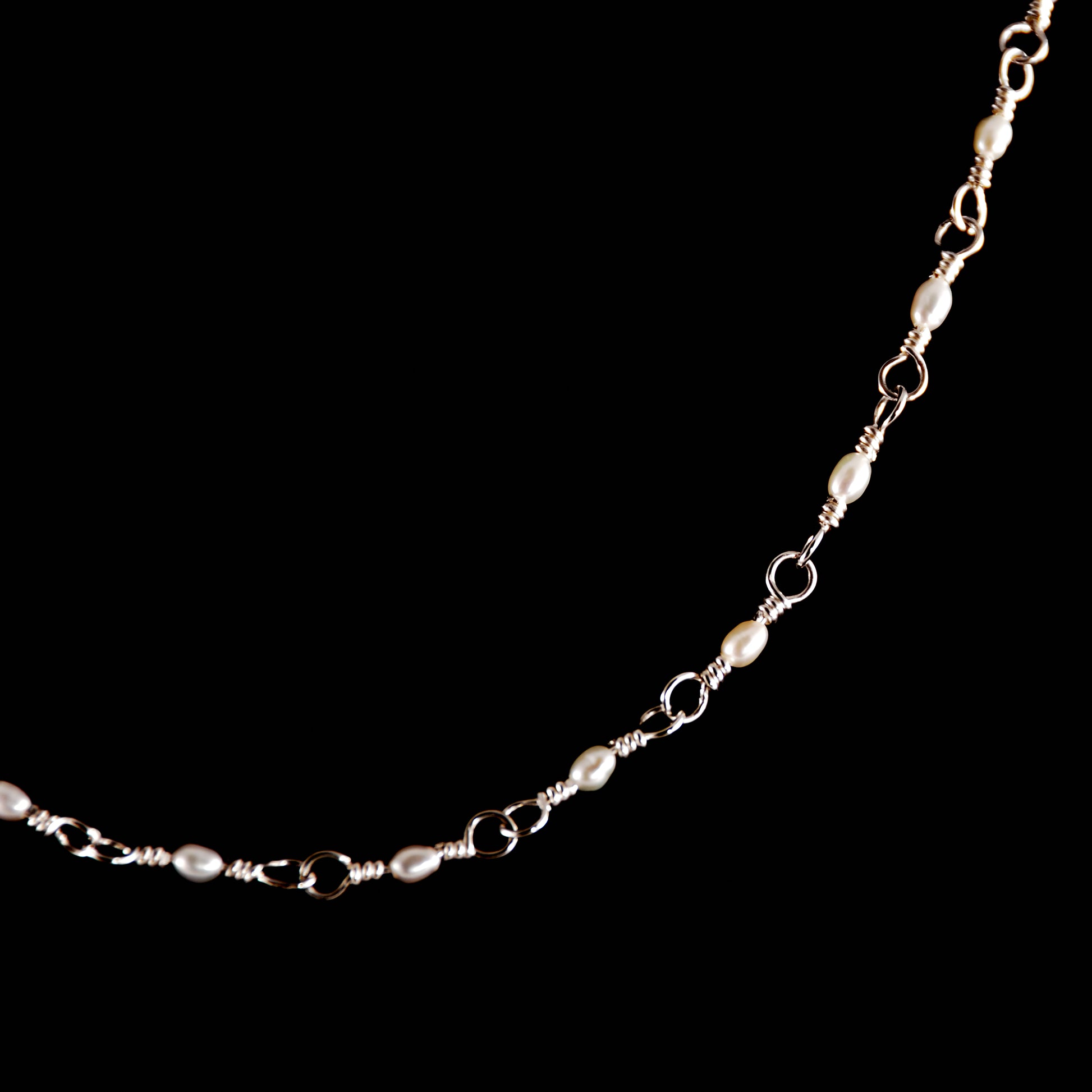 NSM20A1 - DELICATE PEARL - NECKLACE